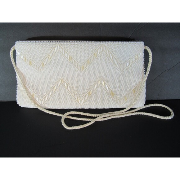 Vintage Cream 1970s Beaded Clutch Handbag Purse Chevron Zigzag Shoulder Bag - Picture 1 of 10
